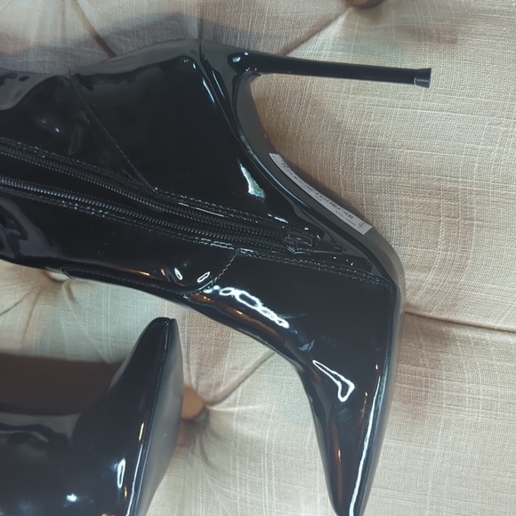 Steve Madden Viktory Over-the-Knee Boot - Picture 7 of 8